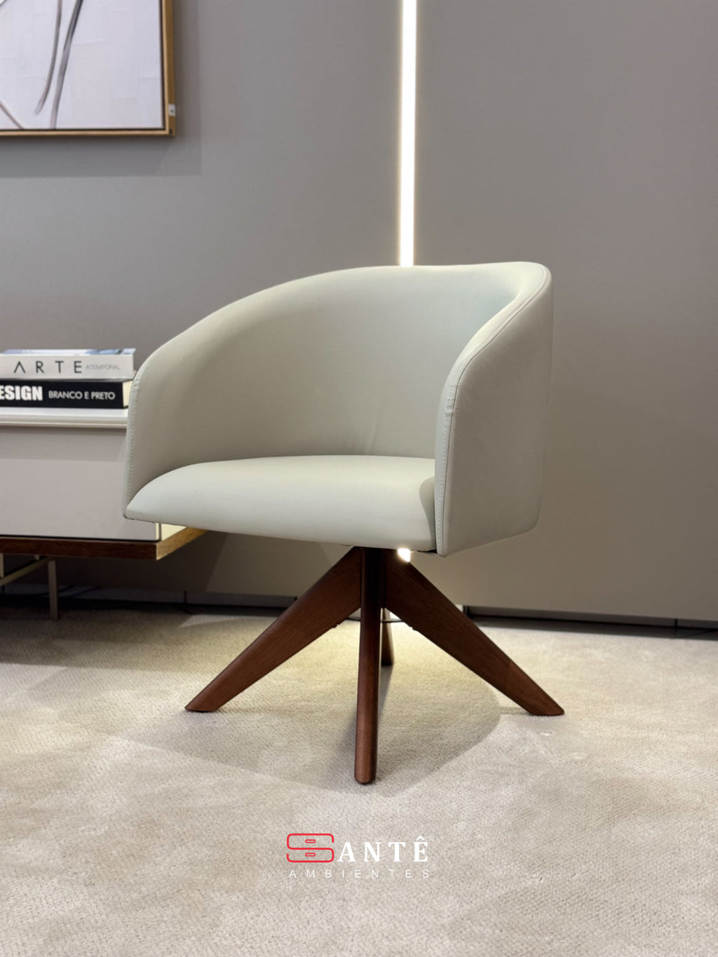 Poltrona M Anita Ref. 184 Base Muller Santê Ambientes